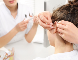 WHY you must Visit an Audiologist for Your Hearing Aids